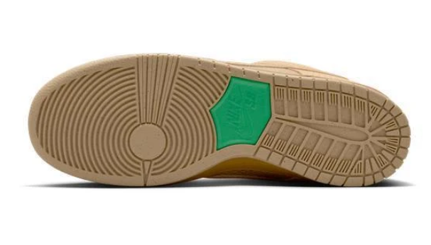 Nike SB Som Tum Dunk Low Pro Canvas Shoes - Vachetta Tan / Parachute Beige