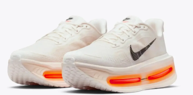 Nike Vomero Premium Shoes - Sail / Coconut Milk / Total Orange