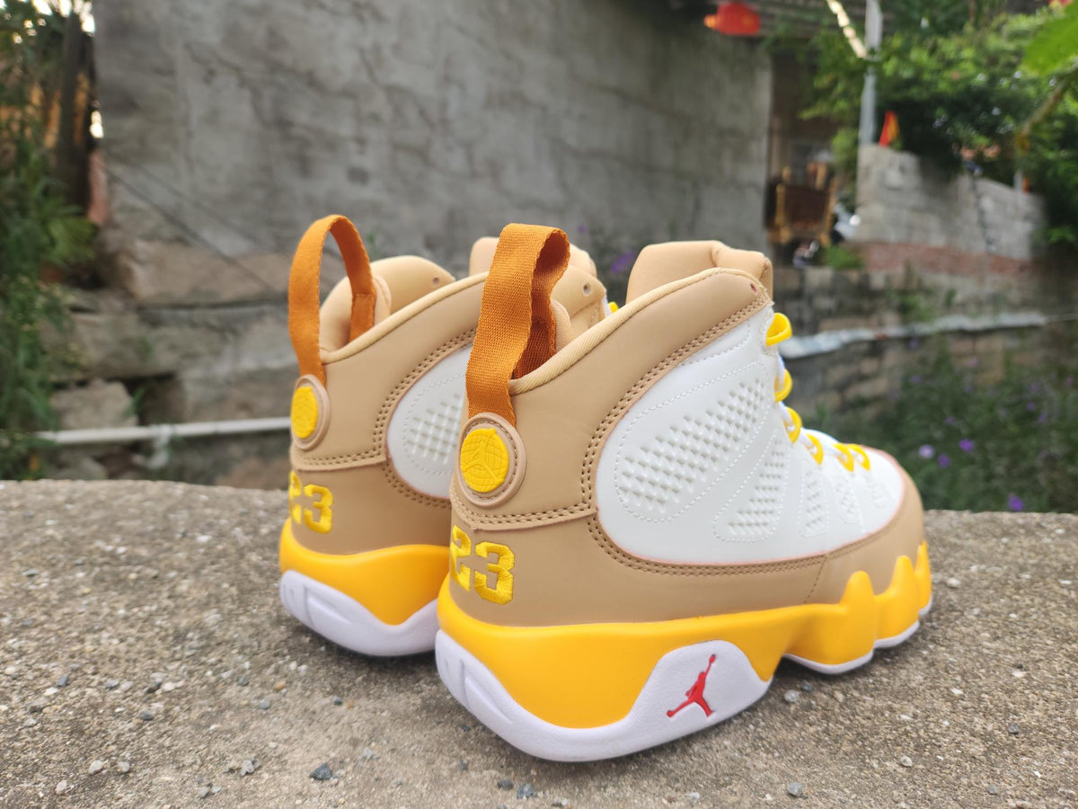 Air Jordan 9 Retro 'White/Tan Yellow'