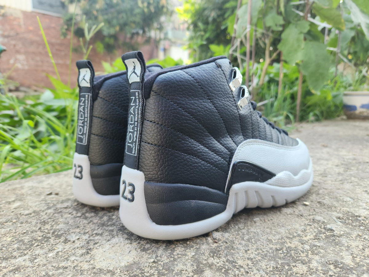 Air Jordan 12 Retro 'Black/Light Gray'