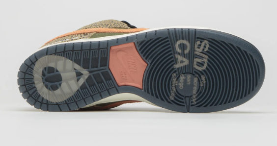 Nike SB x Arts-Rec Dunk Low Pro Shoes - Khaki / Amber Brown / Rough Green / Rust Pink