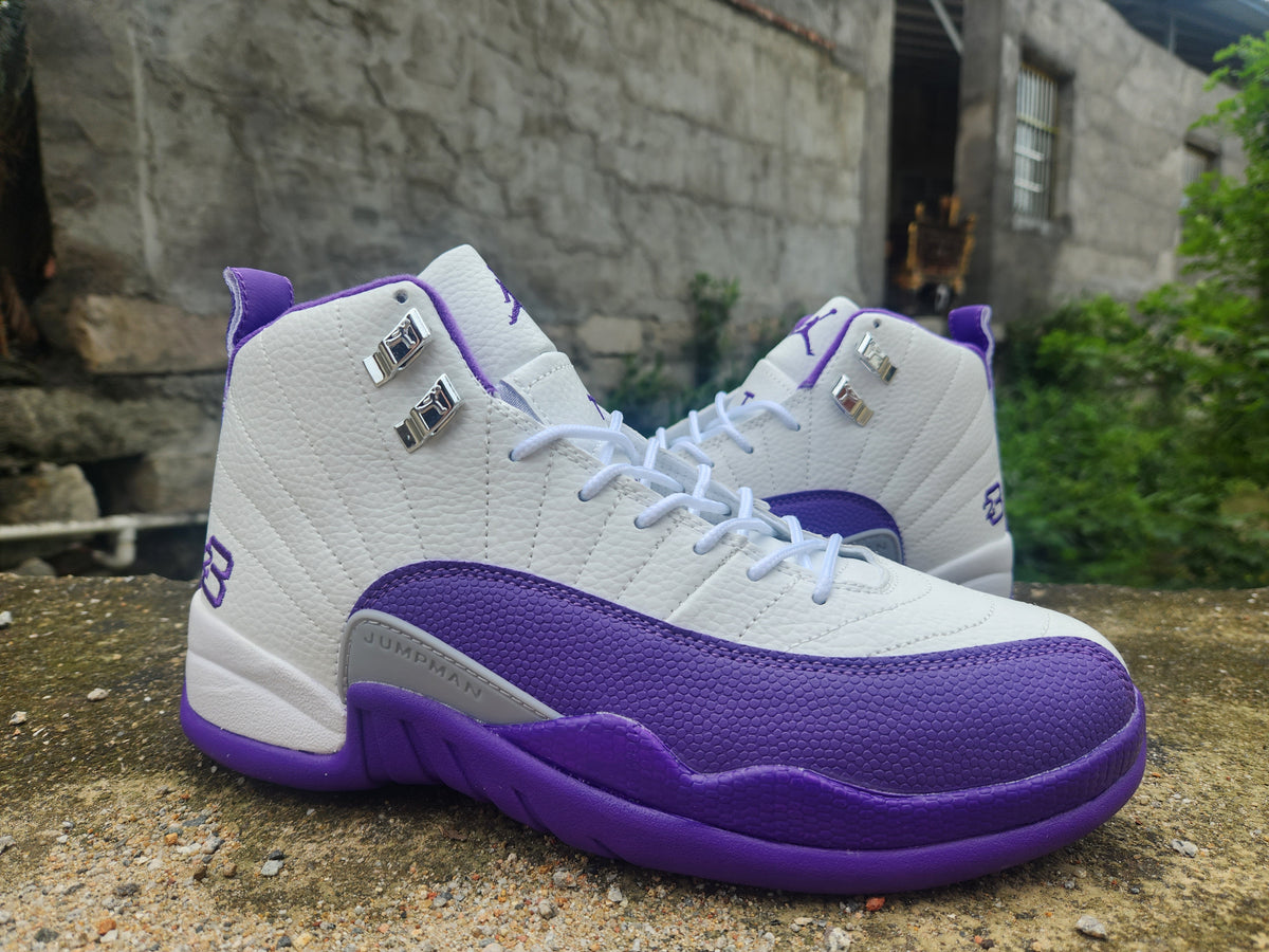 Air Jordan 12 Retro 'White/Purple'